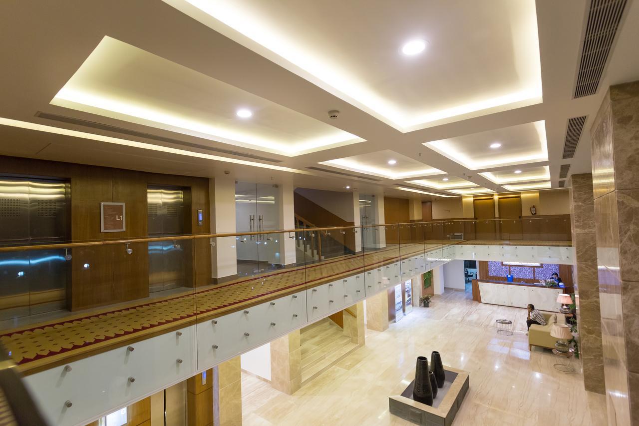 Classic Grande,A Member Of Radisson Imphal Kültér fotó