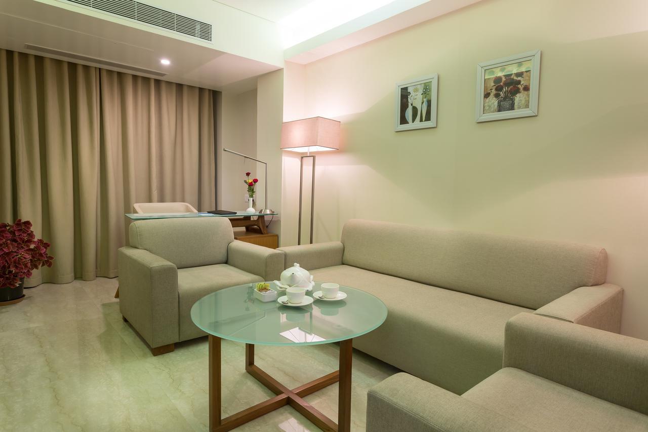 Classic Grande,A Member Of Radisson Imphal Kültér fotó